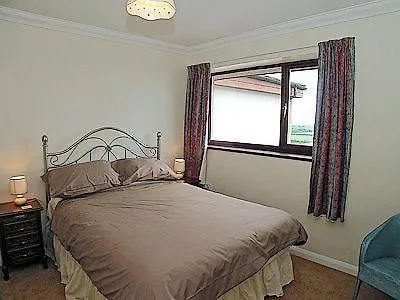 Ewelands House 코티지 서스크