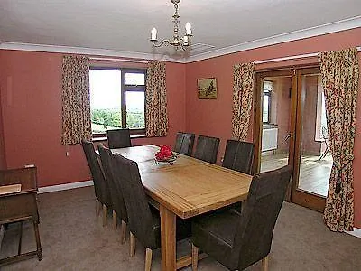 Ewelands House